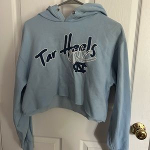 unc cropped sweatshirt